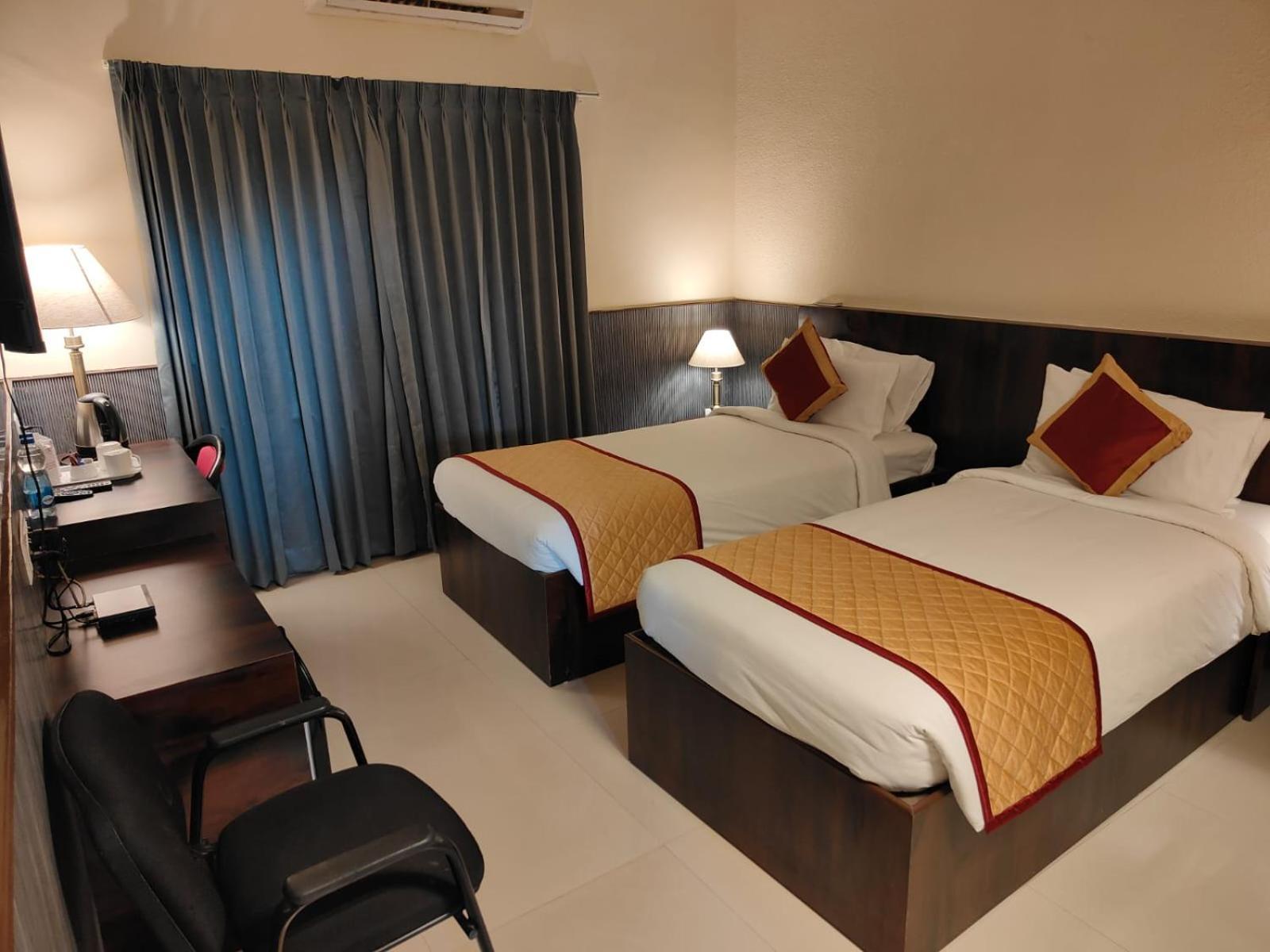 Hotel Badami Court Eksteriør bilde