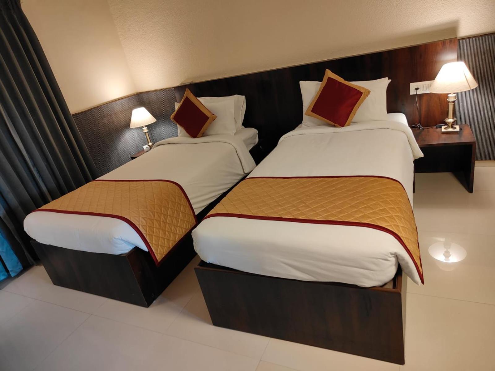Hotel Badami Court Eksteriør bilde