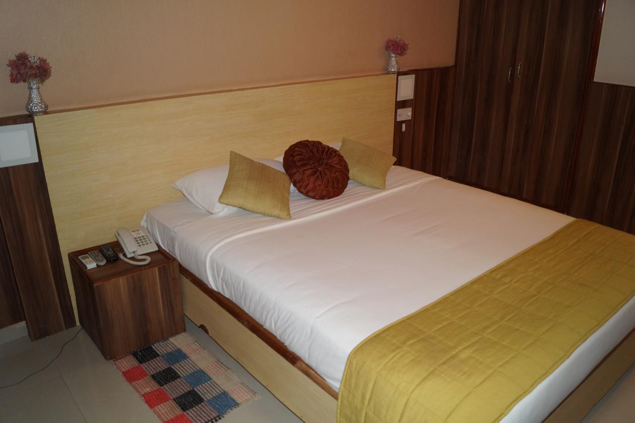 Hotel Badami Court Eksteriør bilde