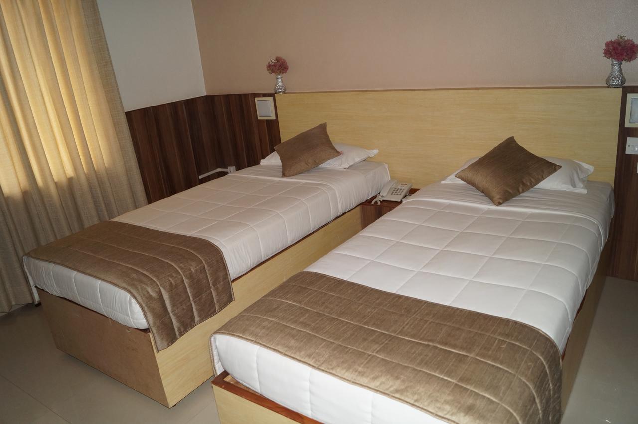 Hotel Badami Court Eksteriør bilde